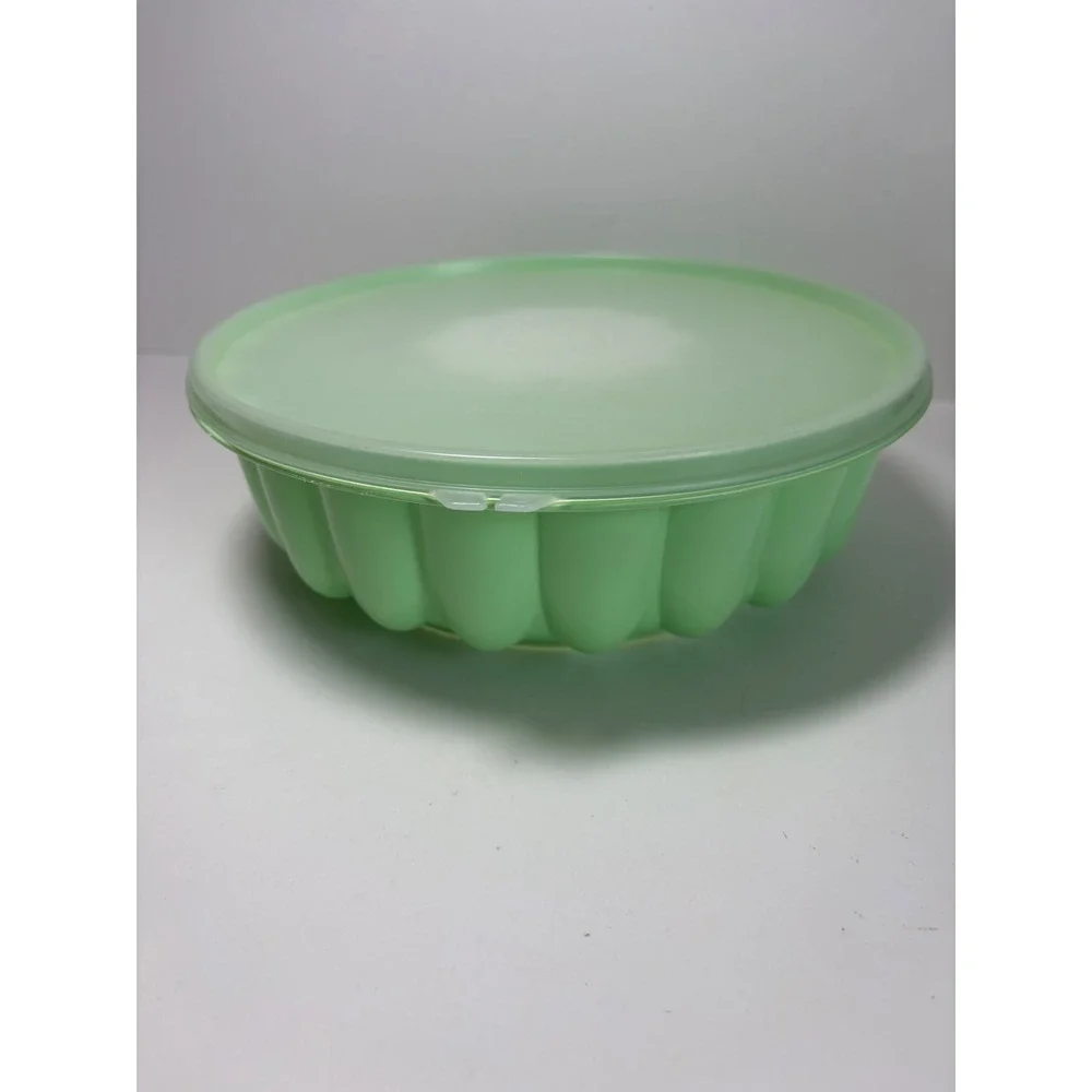 Tupperware Jel-Ring Mold Mint Green 3 Piece Set Fluted Gelatin 1202 Vintage